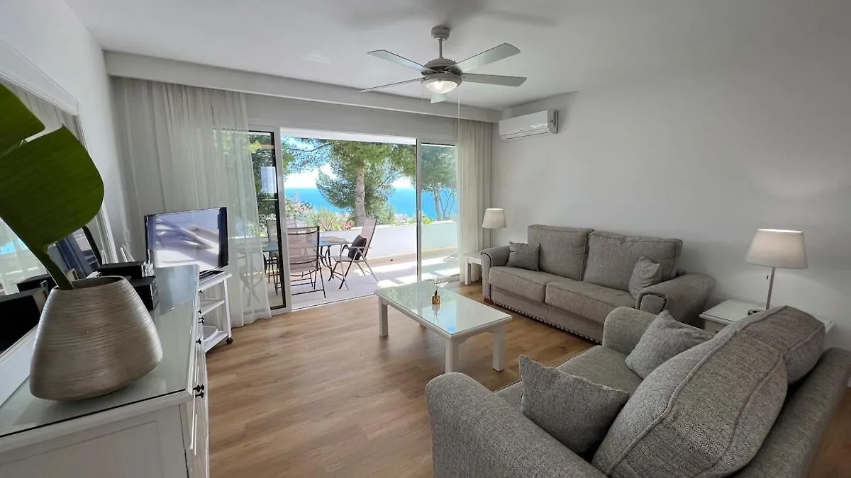 Beautiful Sea View Apartment In Miraflores 라칼라데미야스 스페인